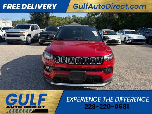 Used 2025 Jeep Compass Limited AWD/4WD image 2