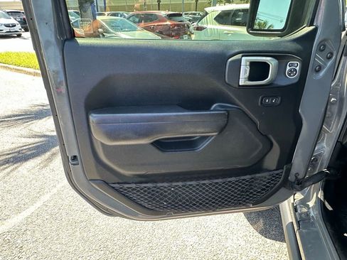 Used 2020 Jeep Wrangler Sport AWD/4WD image 10