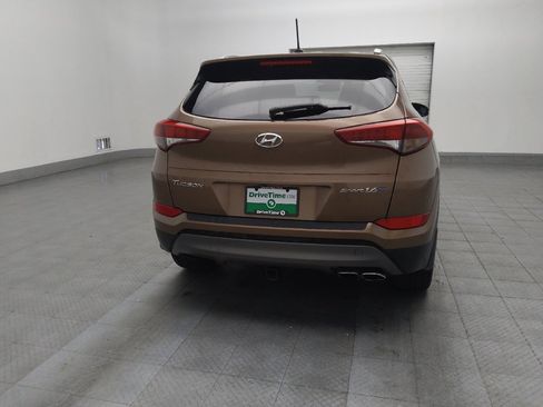 Used 2016 Hyundai Tucson Sport image 7