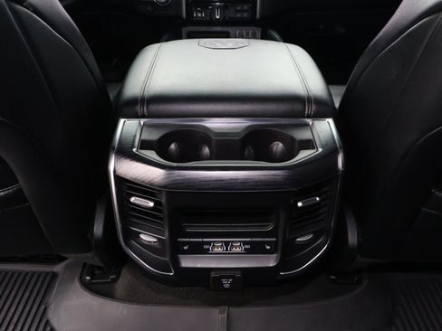 Used 2024 RAM 1500 Laramie image 12
