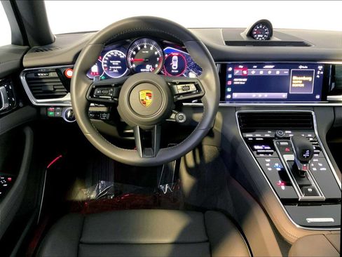 Certified 2023 Porsche Panamera 4S image 13