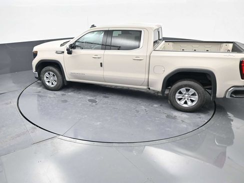 New 2026 GMC Sierra 1500 SLE w/ Preferred Package image 28