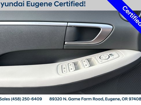 Used 2025 Hyundai Sonata SE image 13