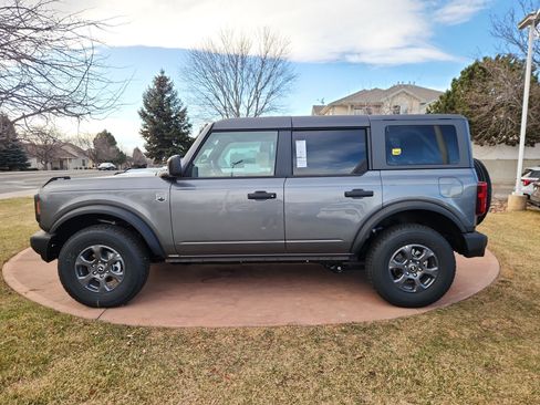 New 2025 Ford Bronco Big Bend image 2