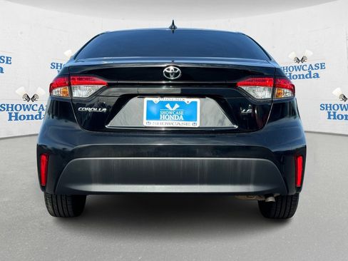 Used 2024 Toyota Corolla LE image 7
