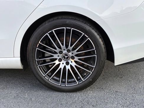 Used 2023 Mercedes-Benz C 300 4MATIC Sedan image 48