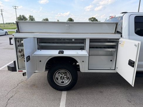 Used 2022 Ford F250 XL w/ Power Equipment Group RWD image 14
