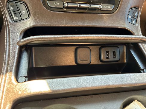 Used 2017 Chevrolet Suburban Premier image 48