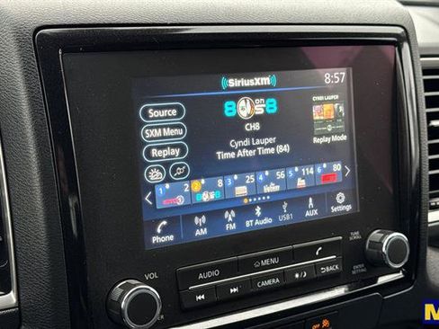 Used 2024 Nissan Frontier SV w/ Technology Package image 21