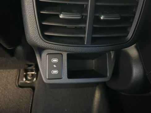 New 2026 Kia Seltos SX image 13