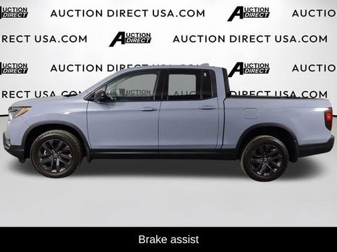 Used 2024 Honda Ridgeline Sport image 6