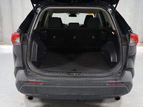 Used 2020 Toyota RAV4 LE image 30