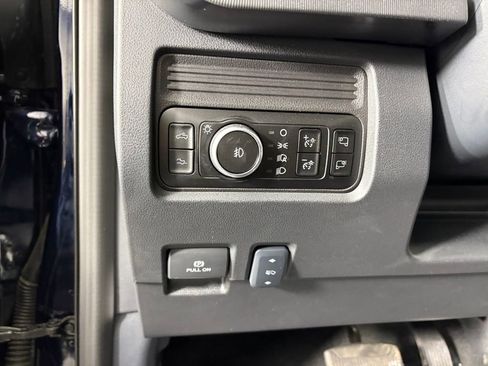 Certified 2025 Ford F350 Platinum image 15