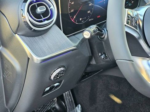 New 2026 Mercedes-Benz GLC 300 4MATIC image 16