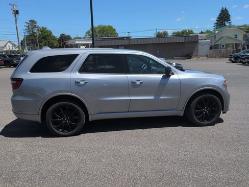 Used 2020 Dodge Durango SXT AWD/4WD image 9