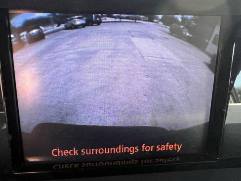 Used 2013 Toyota Sienna LE FWD image 19