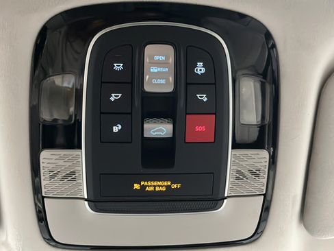 Used 2025 Hyundai Palisade Calligraphy FWD image 36