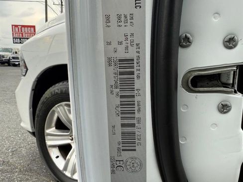 Used 2015 RAM 1500 Sport w/ Sport Premium Group image 39