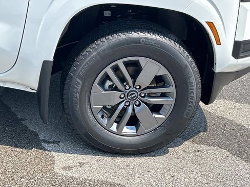 New 2026 Nissan Frontier SV w/ All-Weather Content Package RWD image 9
