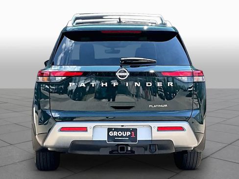 Certified 2025 Nissan Pathfinder Platinum w/ Cargo Package FWD image 5