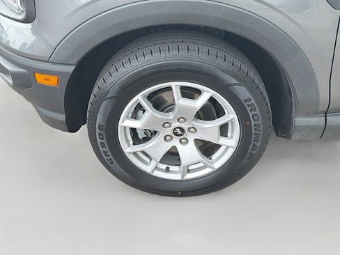 Used 2021 Ford Bronco Sport AWD/4WD image 11
