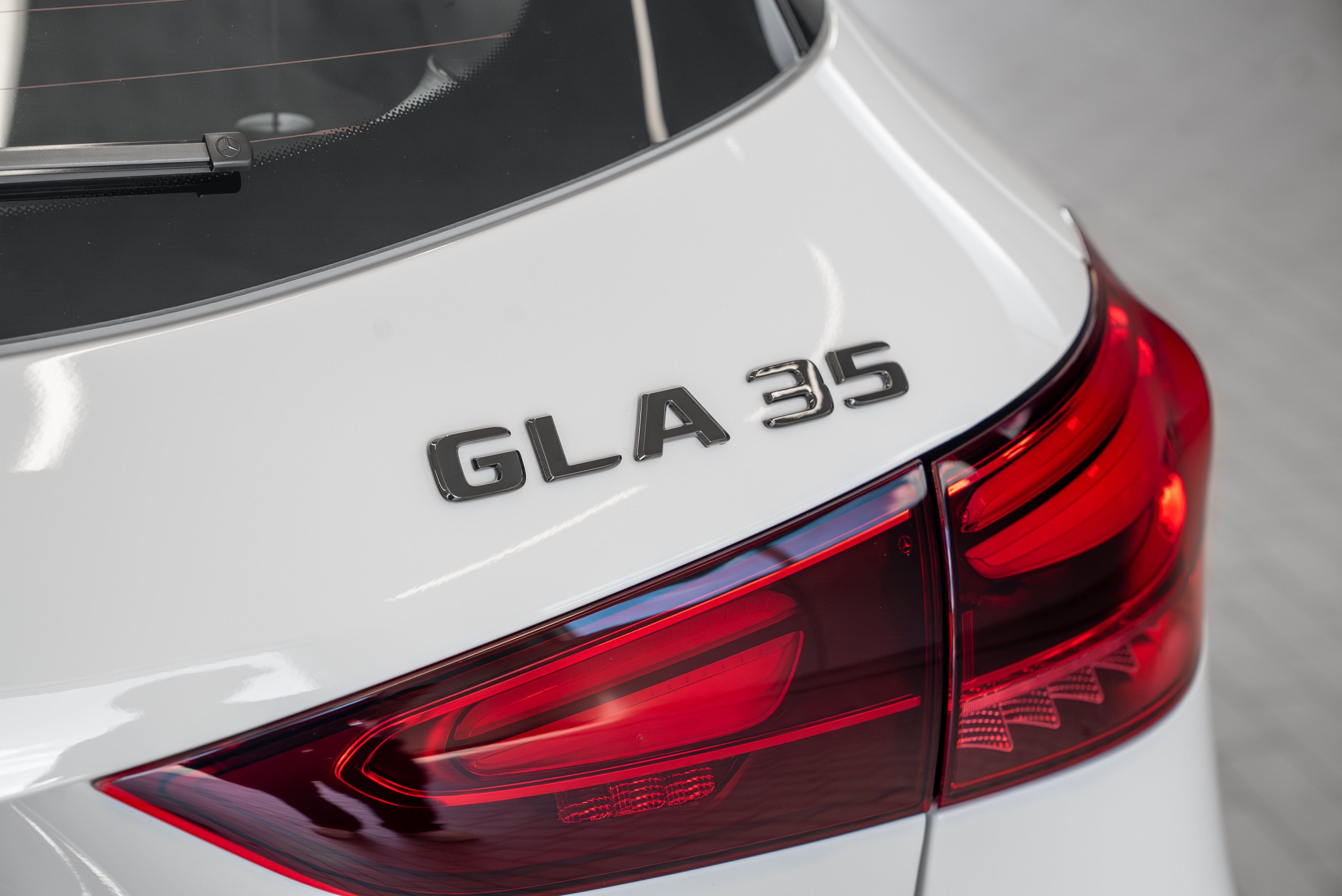 Used 2025 Mercedes-Benz GLA 35 AMG 4MATIC image 24