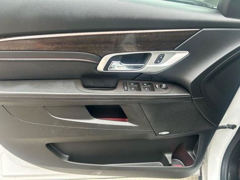 Used 2016 GMC Terrain Denali FWD image 7