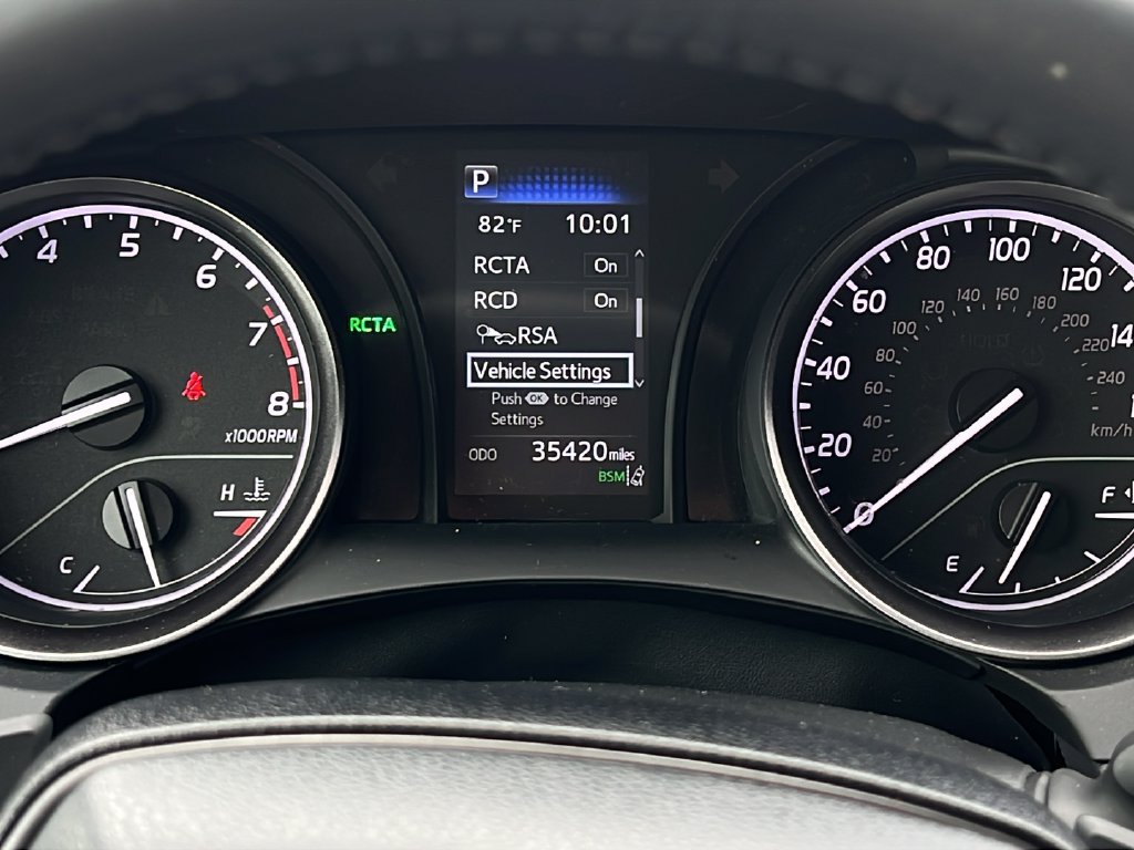 Used 2024 Toyota Camry SE w/ Cold Weather Package FWD image 21