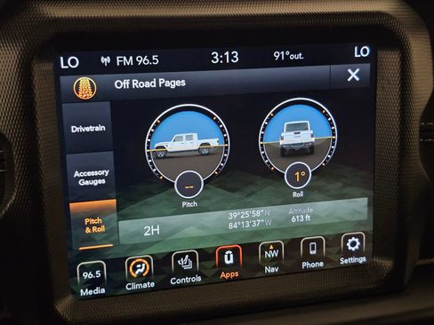 Used 2022 Jeep Gladiator Overland w/ Popular Equipment Package AWD/4WD image 19