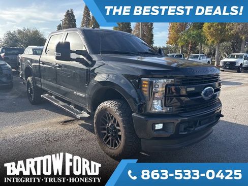 Used 2019 Ford F350 Lariat w/ Lariat Ultimate Package image 3
