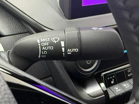 New 2026 Toyota Prius Plug-In Hybrid FWD image 12