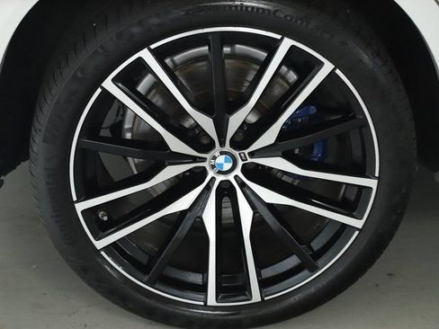 Used 2021 BMW X5 M50i w/ Premium Package AWD/4WD image 42