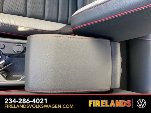 New 2026 Volkswagen GTI SE image 40