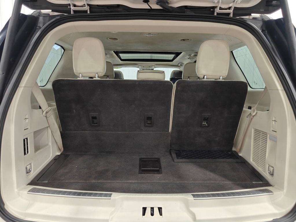 Used 2019 Lincoln Navigator Black Label w/ Cargo Package AWD/4WD image 43