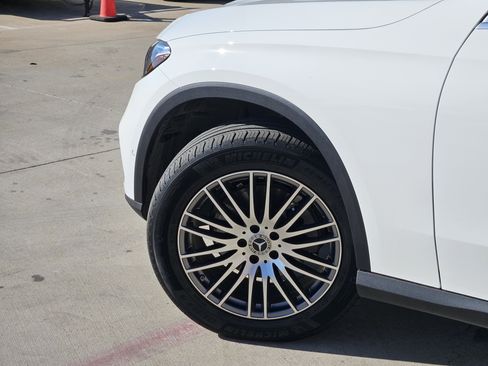 Used 2026 Mercedes-Benz GLC 300 4MATIC image 5