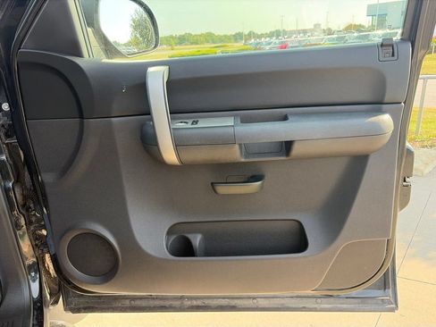 Used 2009 Chevrolet Silverado 1500 LT w/ Power Pack Plus AWD/4WD image 22