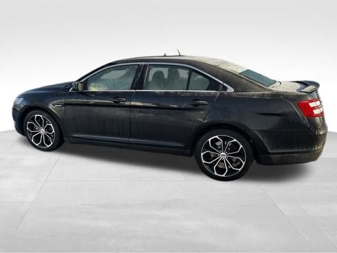 Used 2018 Ford Taurus SHO w/ Driver Assist Package image 5