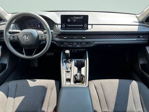 Certified 2023 Honda Accord EX image 27