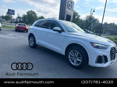 Used 2022 Audi Q5 2.0T Premium w/ Convenience Package AWD/4WD image 2
