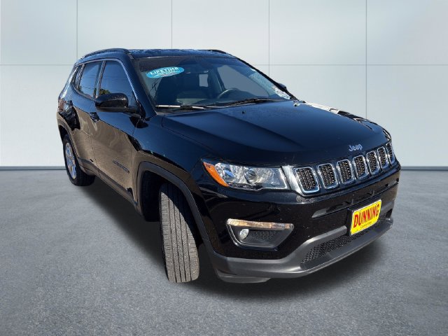 Used 2020 Jeep Compass Latitude w/ Cold Weather Group AWD/4WD image 5