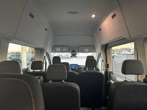Used 2023 Ford Transit 350 XL image 18