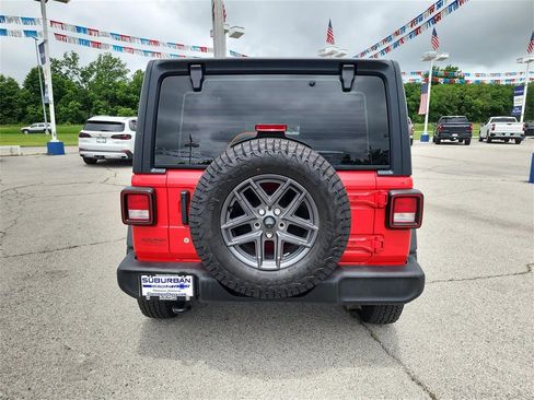 Used 2023 Jeep Wrangler Sport image 4