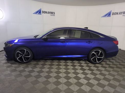Used 2021 Honda Accord Sport image 2