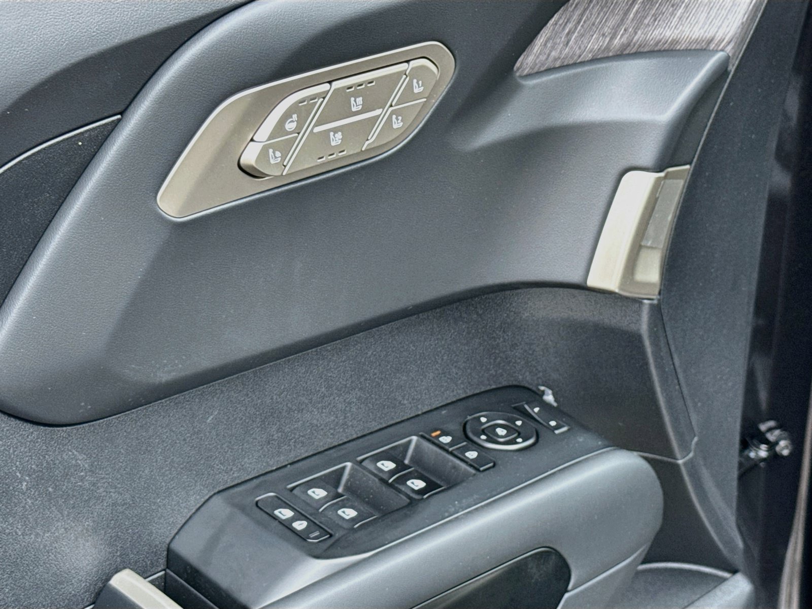 New 2027 Kia Telluride SX Prestige AWD/4WD image 10