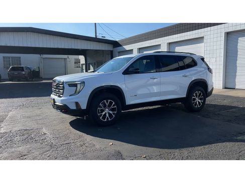 New 2026 GMC Acadia AT4 w/ Luxury Package image 7