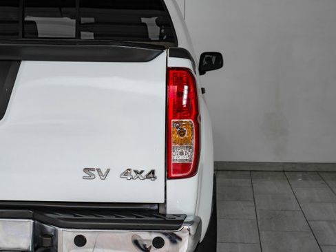 Used 2018 Nissan Frontier SV w/ Value Truck Package image 42