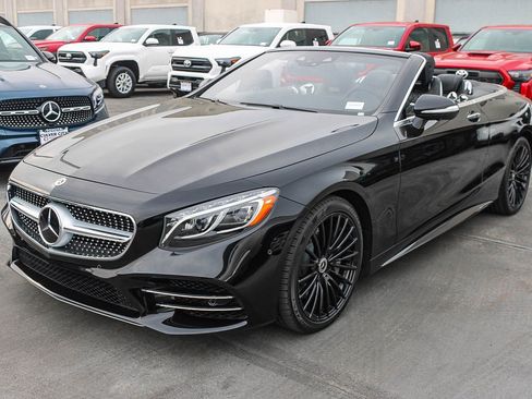 Used 2019 Mercedes-Benz S 560 Cabriolet image 15