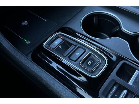 Used 2023 Honda Pilot Touring image 35