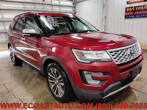 Used 2017 Ford Explorer Platinum image 1