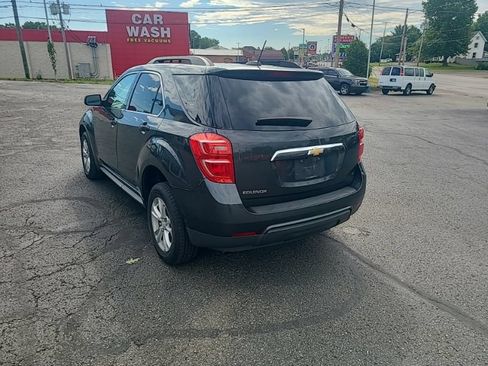 Used 2017 Chevrolet Equinox LT FWD image 4